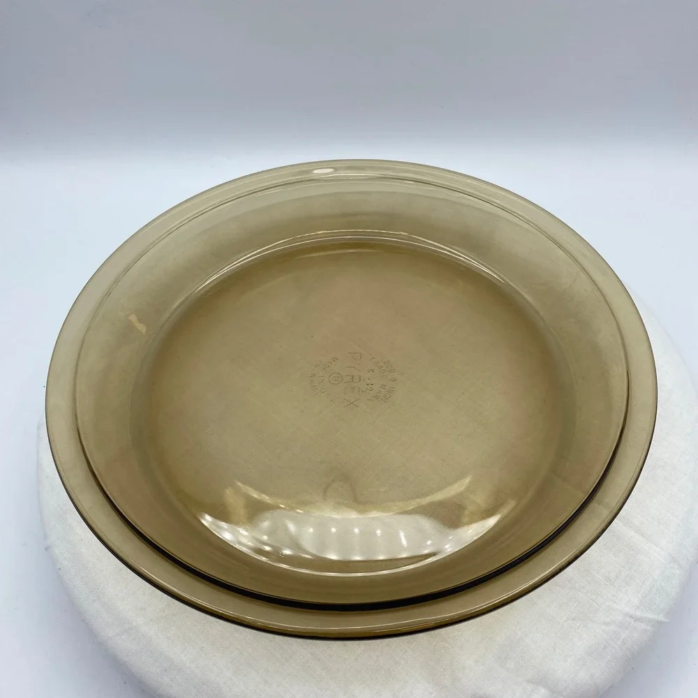 Vintage Pyrex 9 Inch Pie Plate 209 Amber Brown Fireside Glass USA Retro Bake MCM